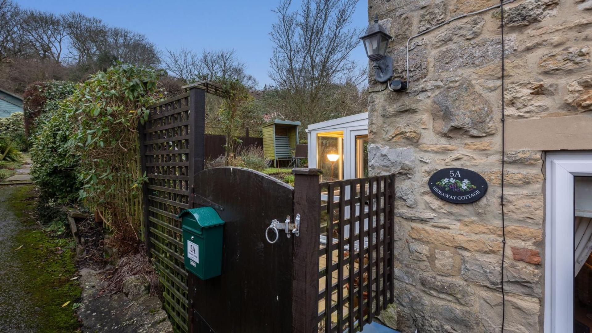 Picturesque Stone Cottage In The Heart Of North Yorkshire Village - Hideaway Cottage Exteriér fotografie